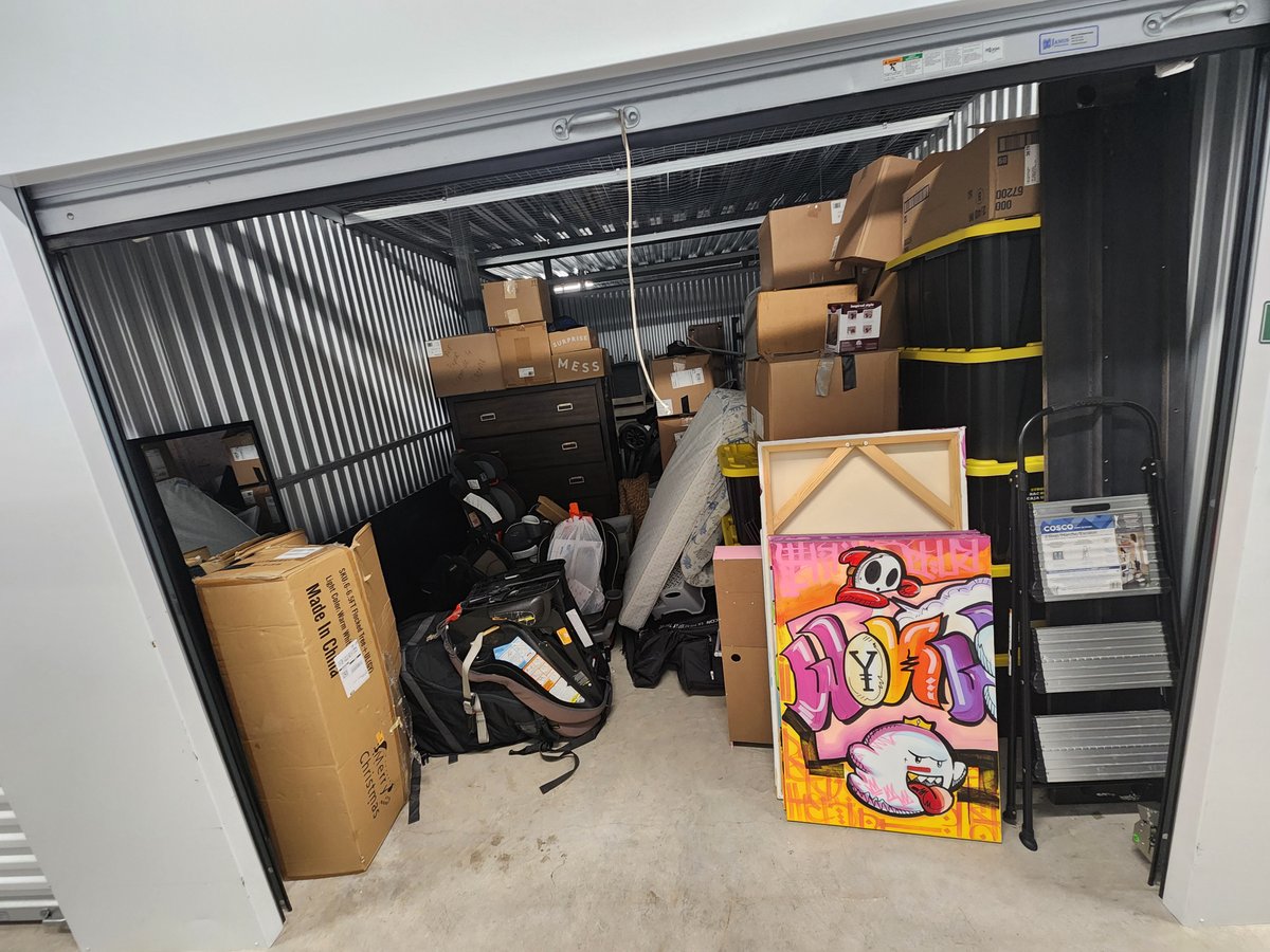 10 x 20 storage unit in Lake Worth, FL