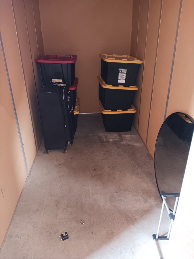 5 x 10 storage unit in Chico, CA