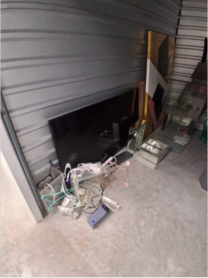 7 x 10 storage unit in Orlando, FL
