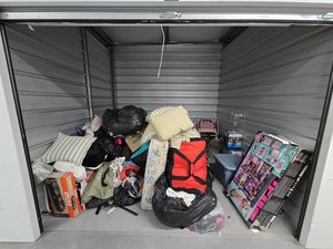 10 x 10 unit in Baltimore