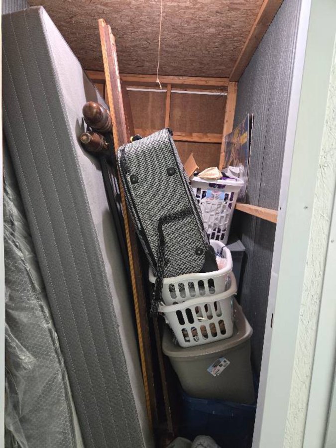 5 x 7 storage unit in Indianapolis, IN
