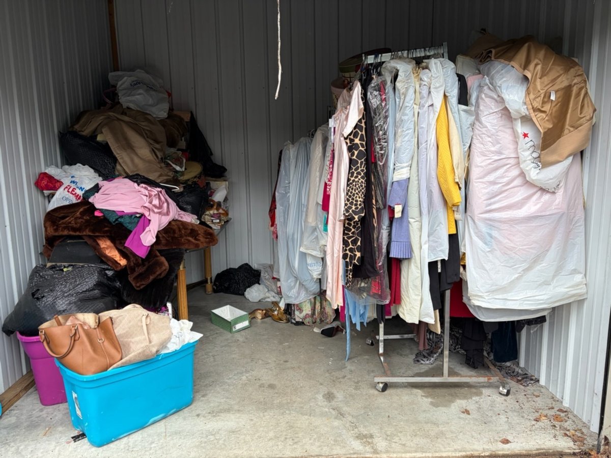 10 x 10 storage unit in Dover, DE