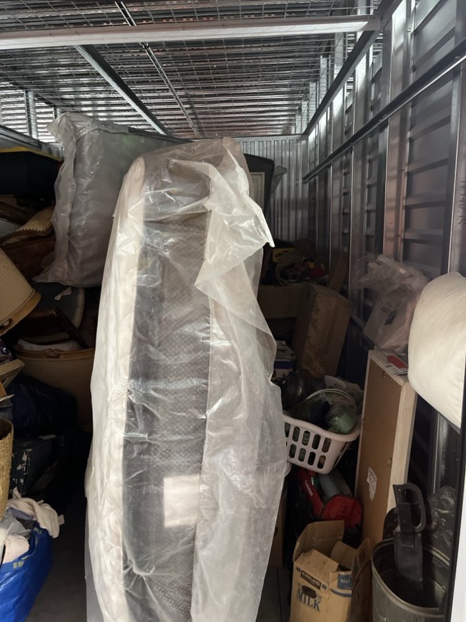 10 x 15 storage unit in Murrieta, CA