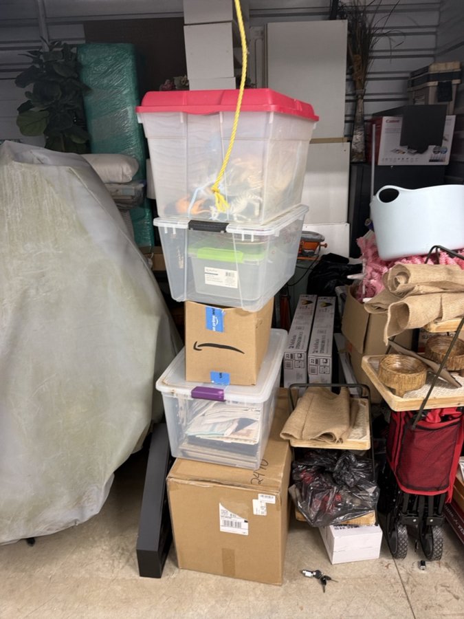 20 x 10 storage unit in Rochester Hills, MI