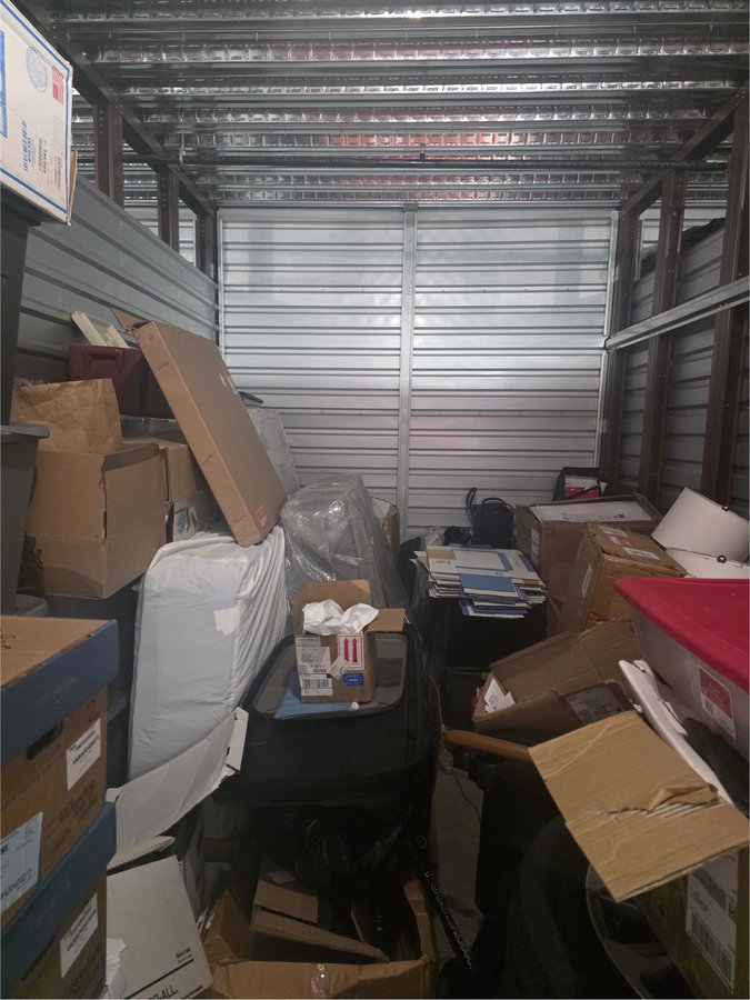 10 x 20 storage unit in Brandywine, MD