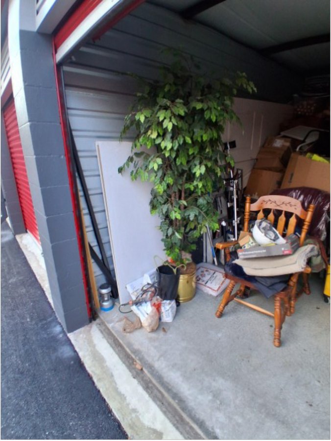 10 x 15 storage unit in Orlando, FL