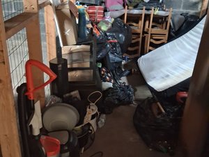 10 x 12 unit in Huntington