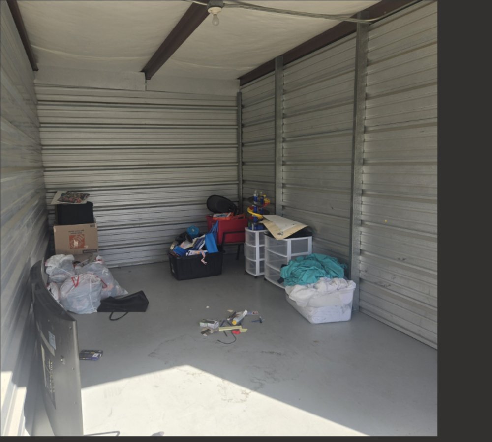 10 x 20 storage unit in Katy, TX