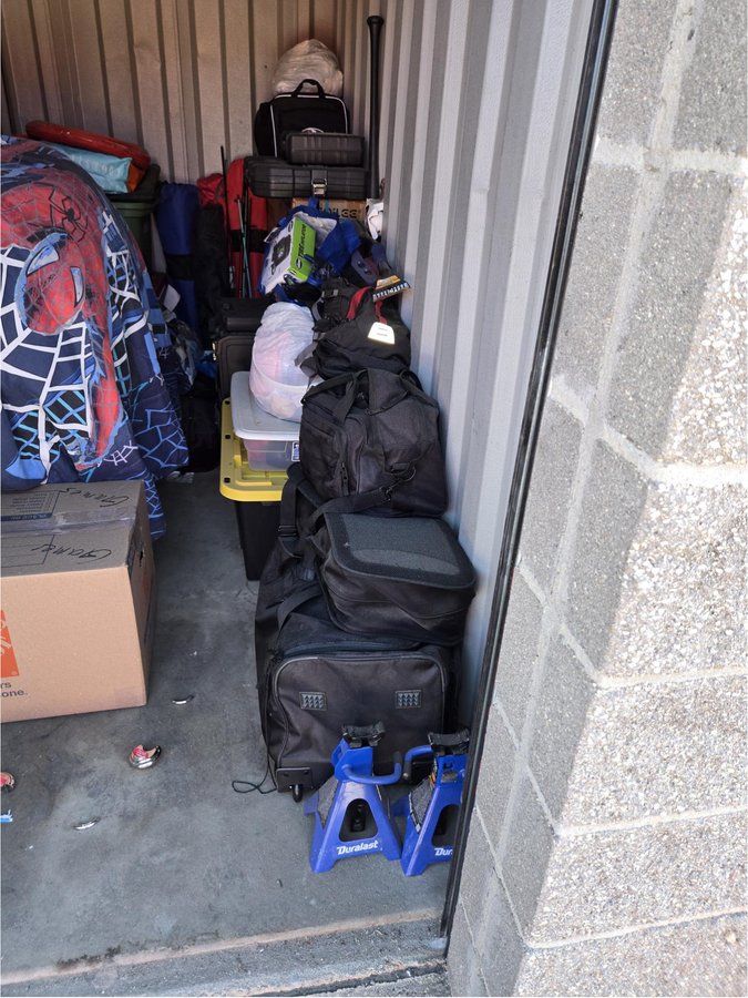 5 x 10 storage unit in Aurora, CO