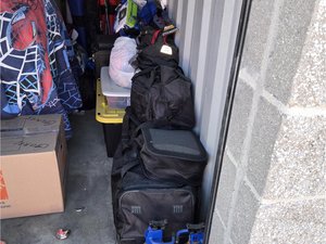 5 x 10 unit in Aurora