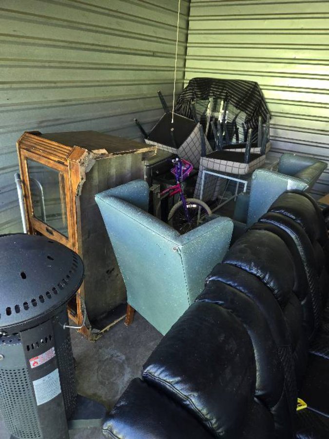 10 x 15 storage unit in Sarasota, FL