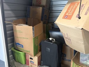 10 x 4 storage unit in Murrieta, CA