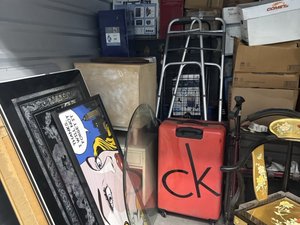 10 x 10 storage unit in Murrieta, CA