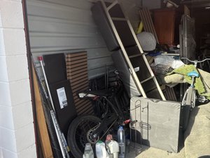 10 x 32 storage unit in Murrieta, CA