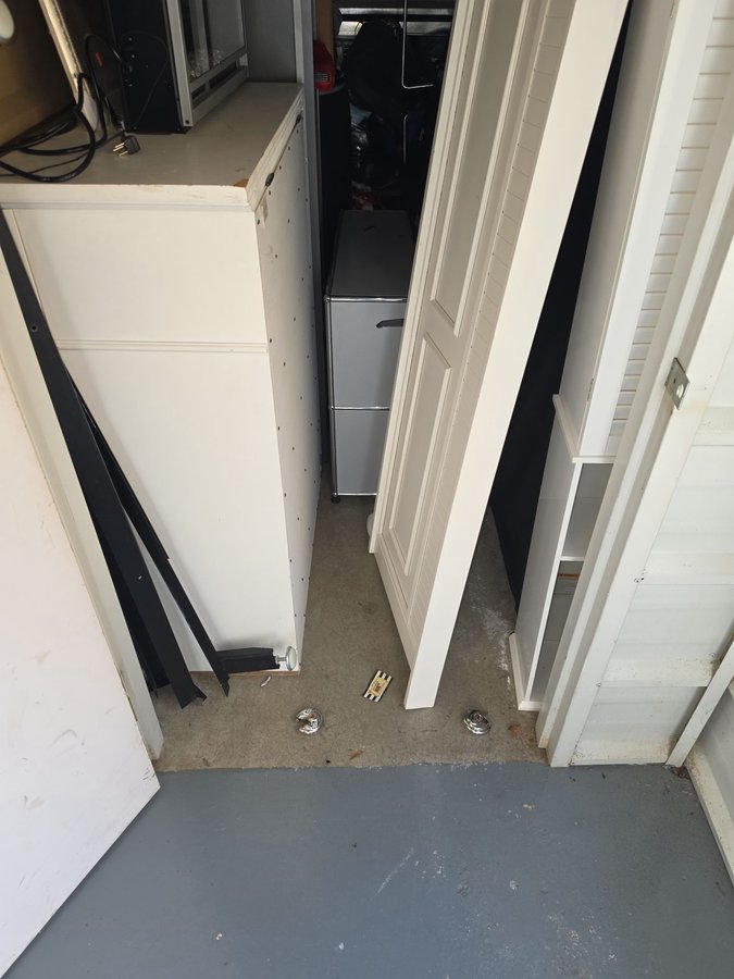 5 x 10 storage unit in Waterbury, CT