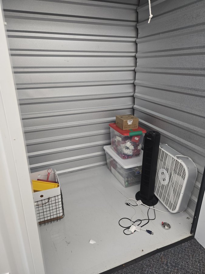 5 x 5 storage unit in Katy, TX