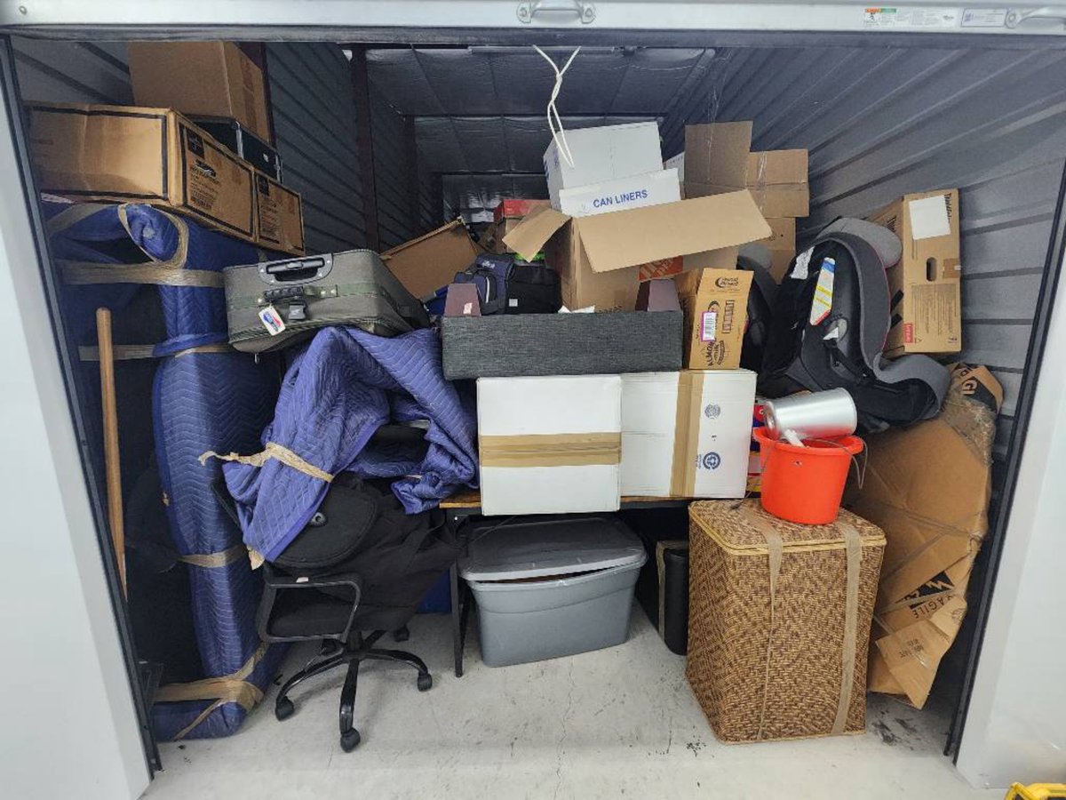 10 x 30 storage unit in Melissa, TX