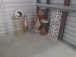 10 x 15 storage unit in Brandywine, MD
