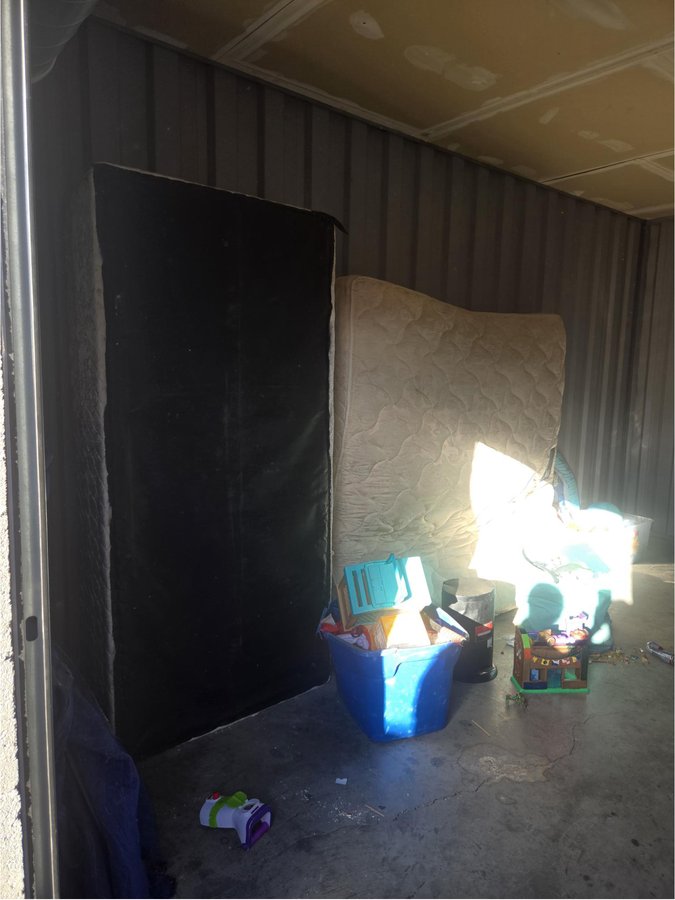 10 x 18 storage unit in Aurora, CO