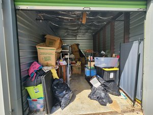 10 x 15 unit in Monmouth Junction
