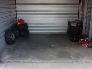 10 x 10 storage unit in Bronx, NY