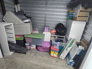 5 x 10 storage unit in Capitol Heights, MD