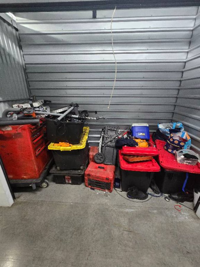 5 x 10 storage unit in Capitol Heights, MD