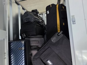4 x 4 unit in New York