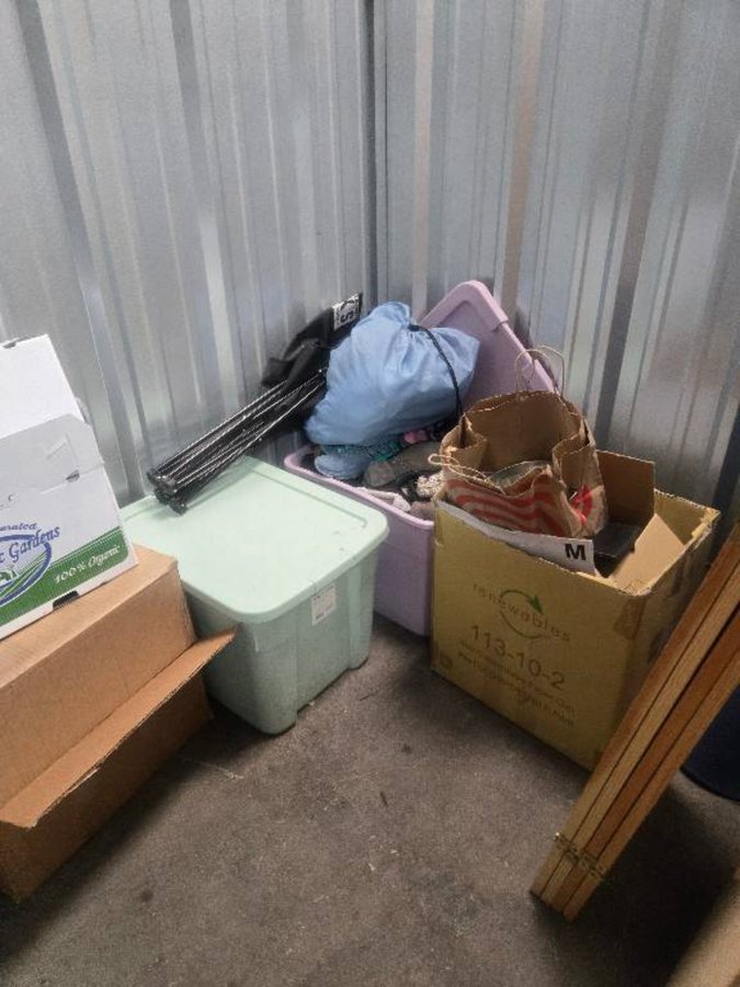 5 x 10 storage unit in Saint Paul, MN