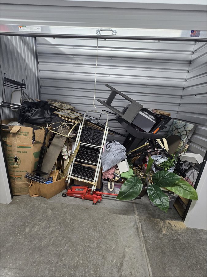 10 x 5 storage unit in Fort Myers, FL