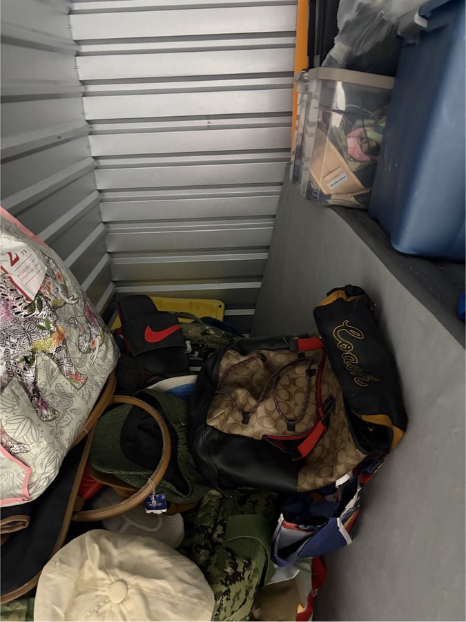 5 x 10 storage unit in Atlanta, GA