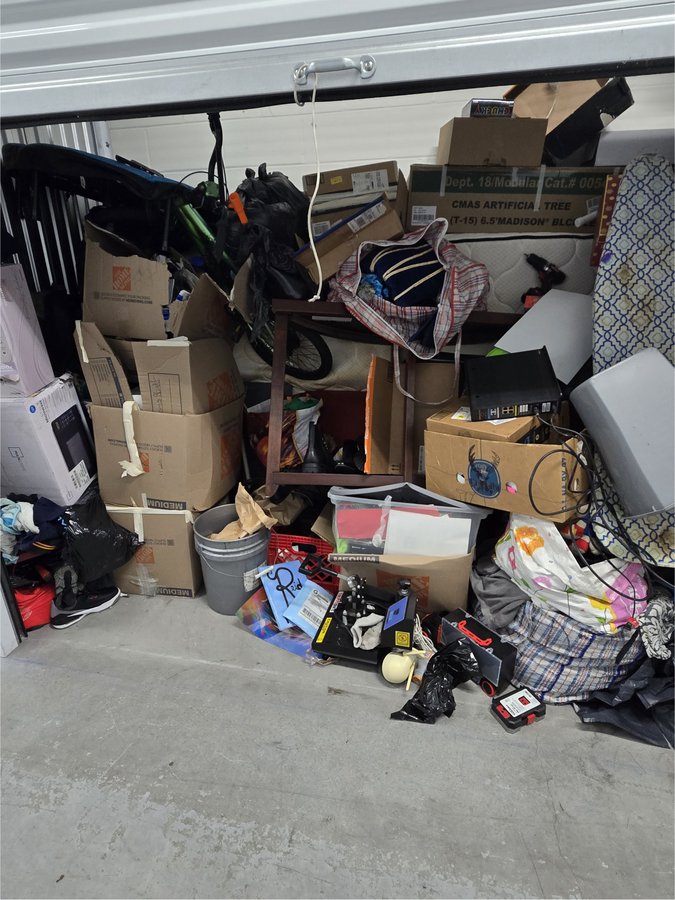 10 x 5 storage unit in Windsor Mill, MD