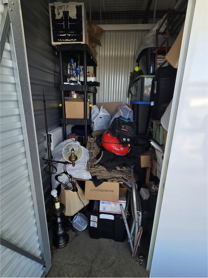 5 x 5 storage unit in Glen Burnie, MD