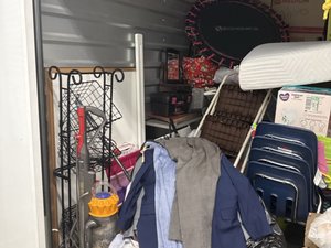 10 x 10 storage unit in Murrieta, CA