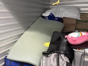 10 x 10 storage unit in Murrieta, CA