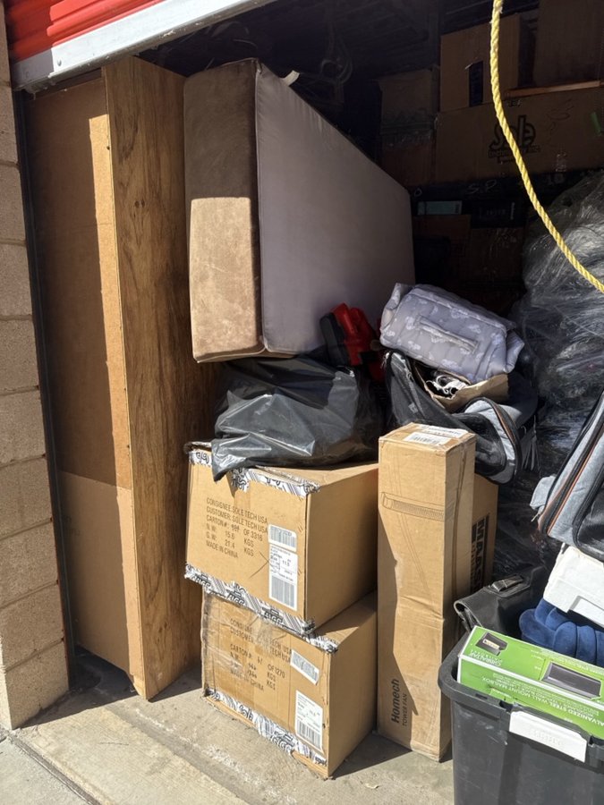 10 x 15 storage unit in Murrieta, CA