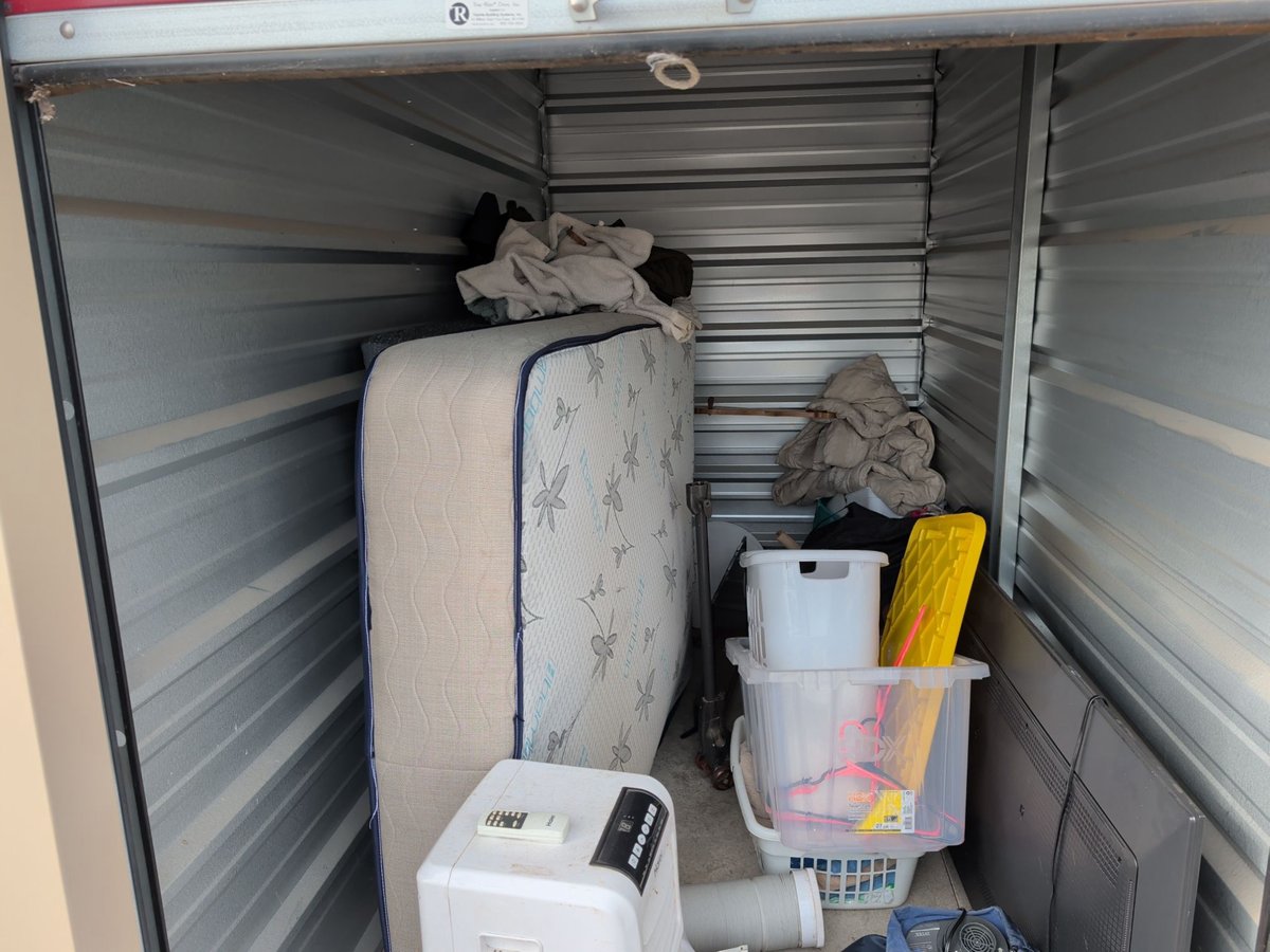 5 x 10 storage unit in Plano, IL