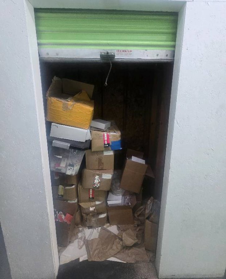 5 x 5 storage unit in Las Vegas, NV