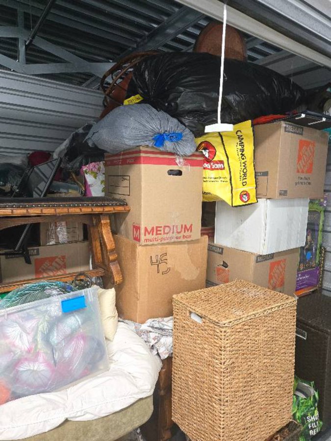 10 x 10 storage unit in Hardeeville, SC