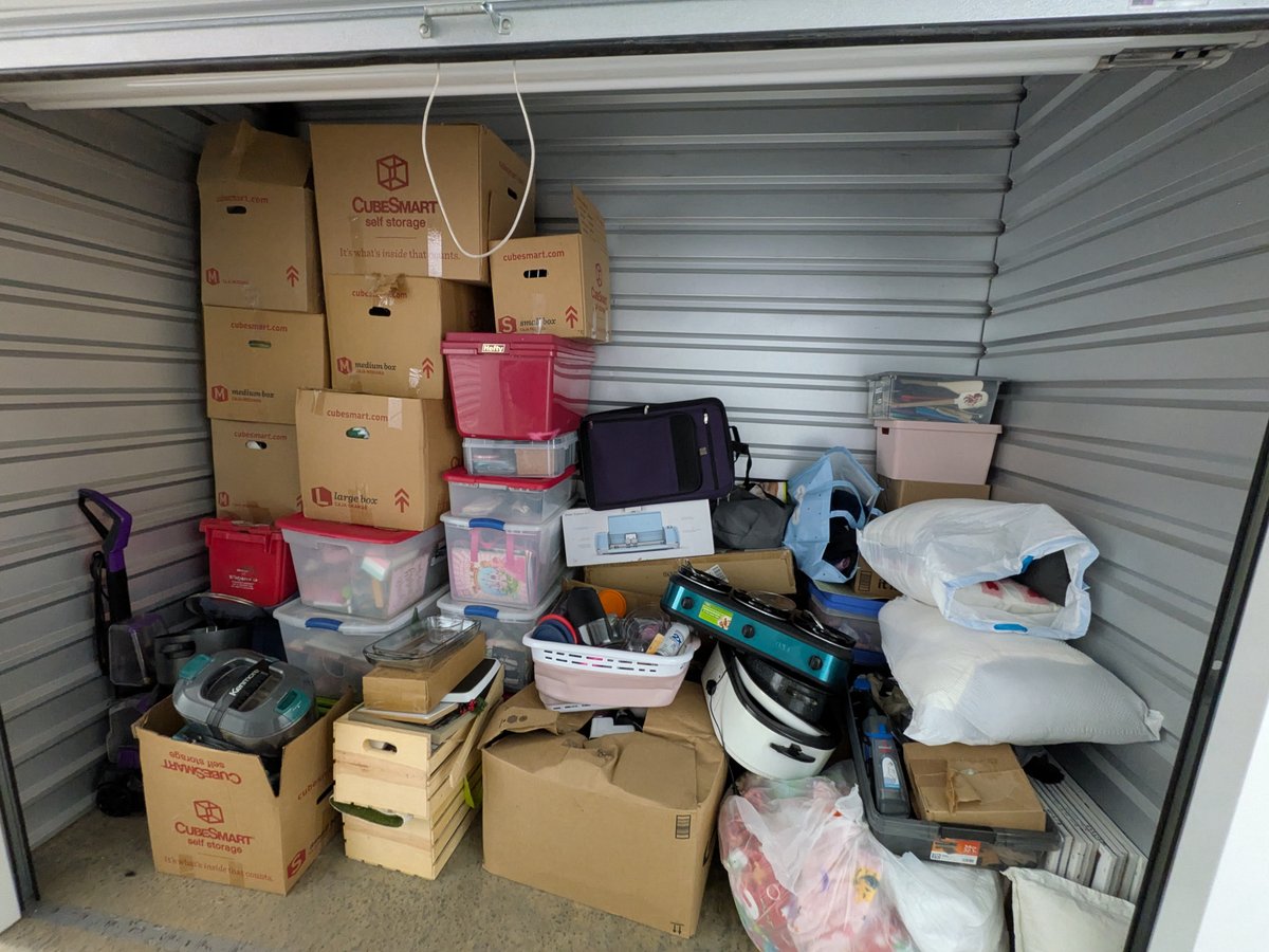 10 x 5 storage unit in Tyler, TX