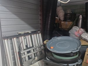 10 x 10 storage unit in Brandywine, MD