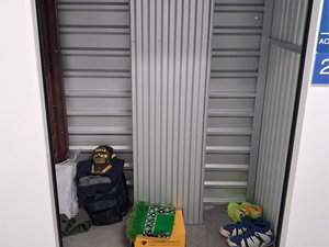5 x 5 storage unit in Clinton, MD