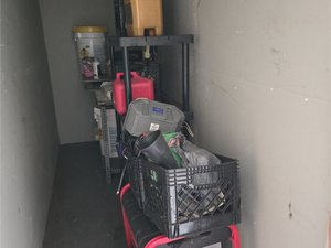 4 x 10 storage unit in Deland, FL