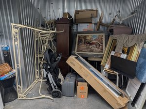 10 x 7 storage unit in Orlando, FL