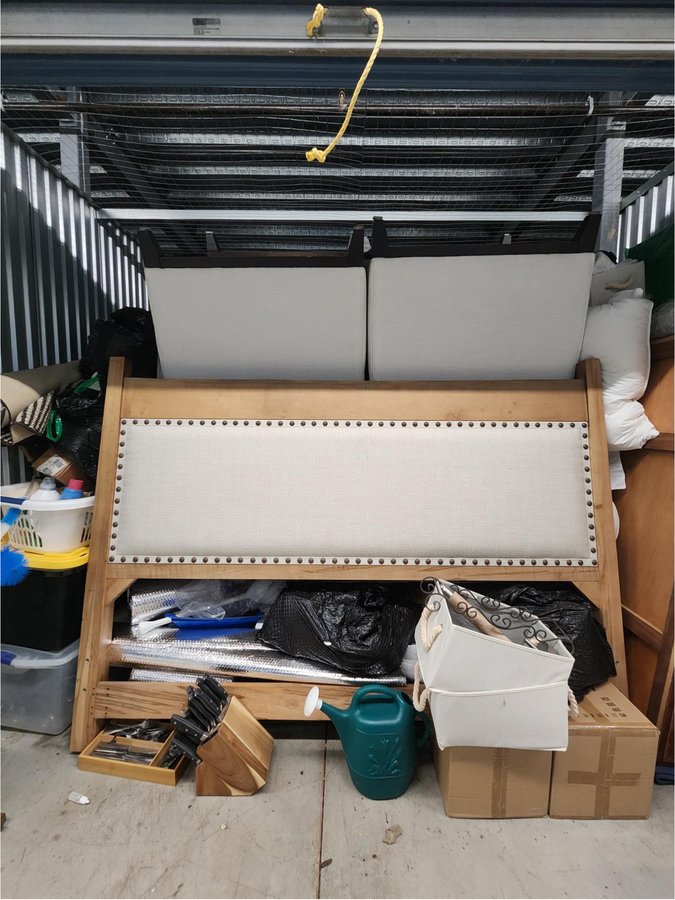 10 x 20 storage unit in Bristol, CT
