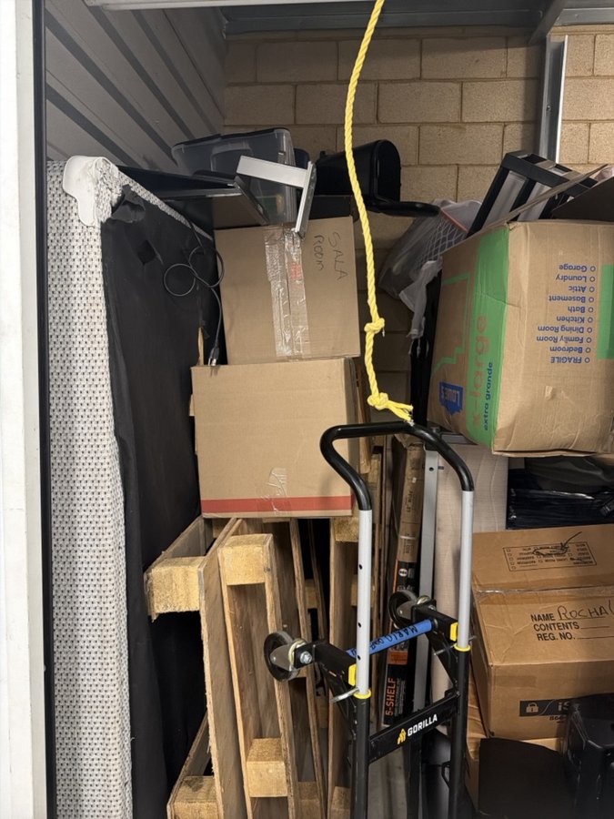 15 x 8 storage unit in Murrieta, CA