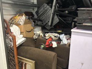 10 x 8 storage unit in Murrieta, CA