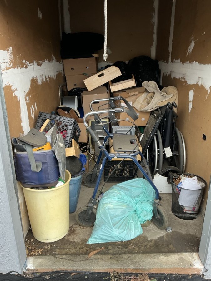 5 x 10 storage unit in Banning, CA