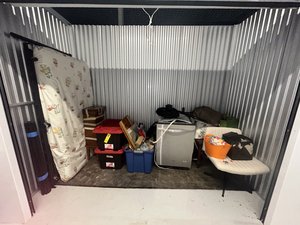 10 x 5 storage unit in Bradenton, FL