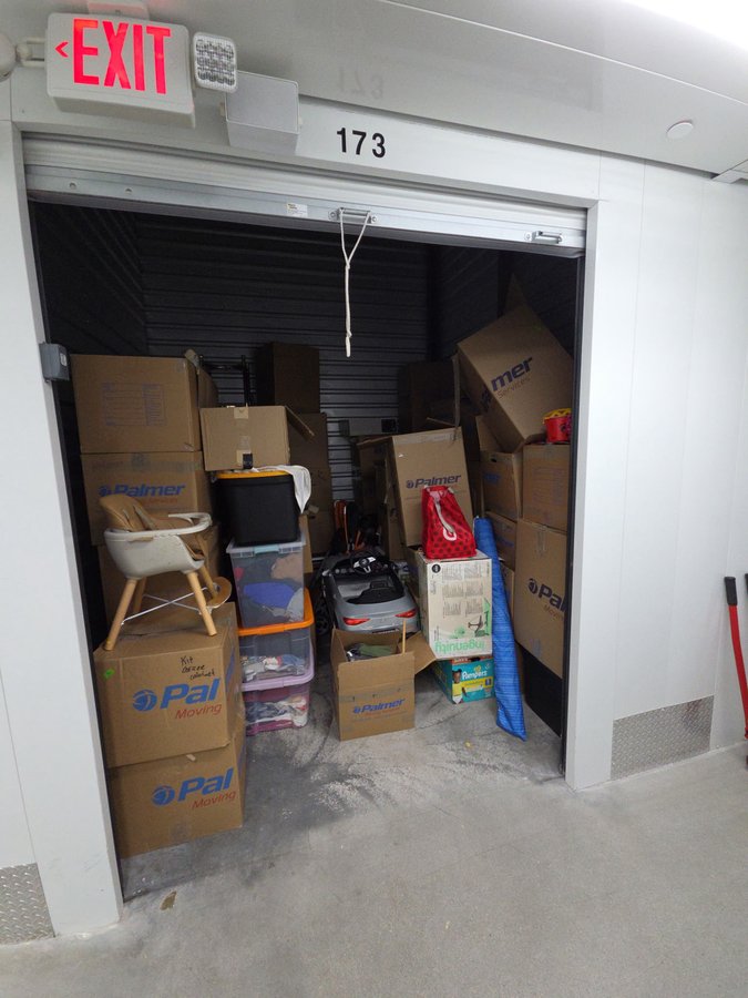 10 x 10 storage unit in Warrington, PA